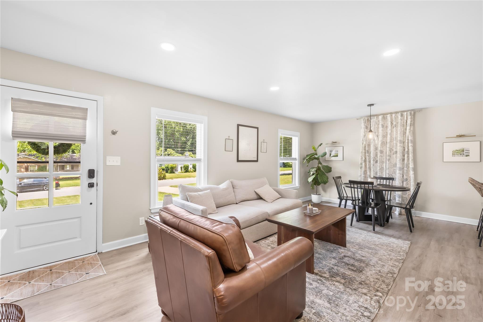 4134 Firethorne Road Charlotte, NC 28205 - Photo 3 of 26 Gallery Image 3