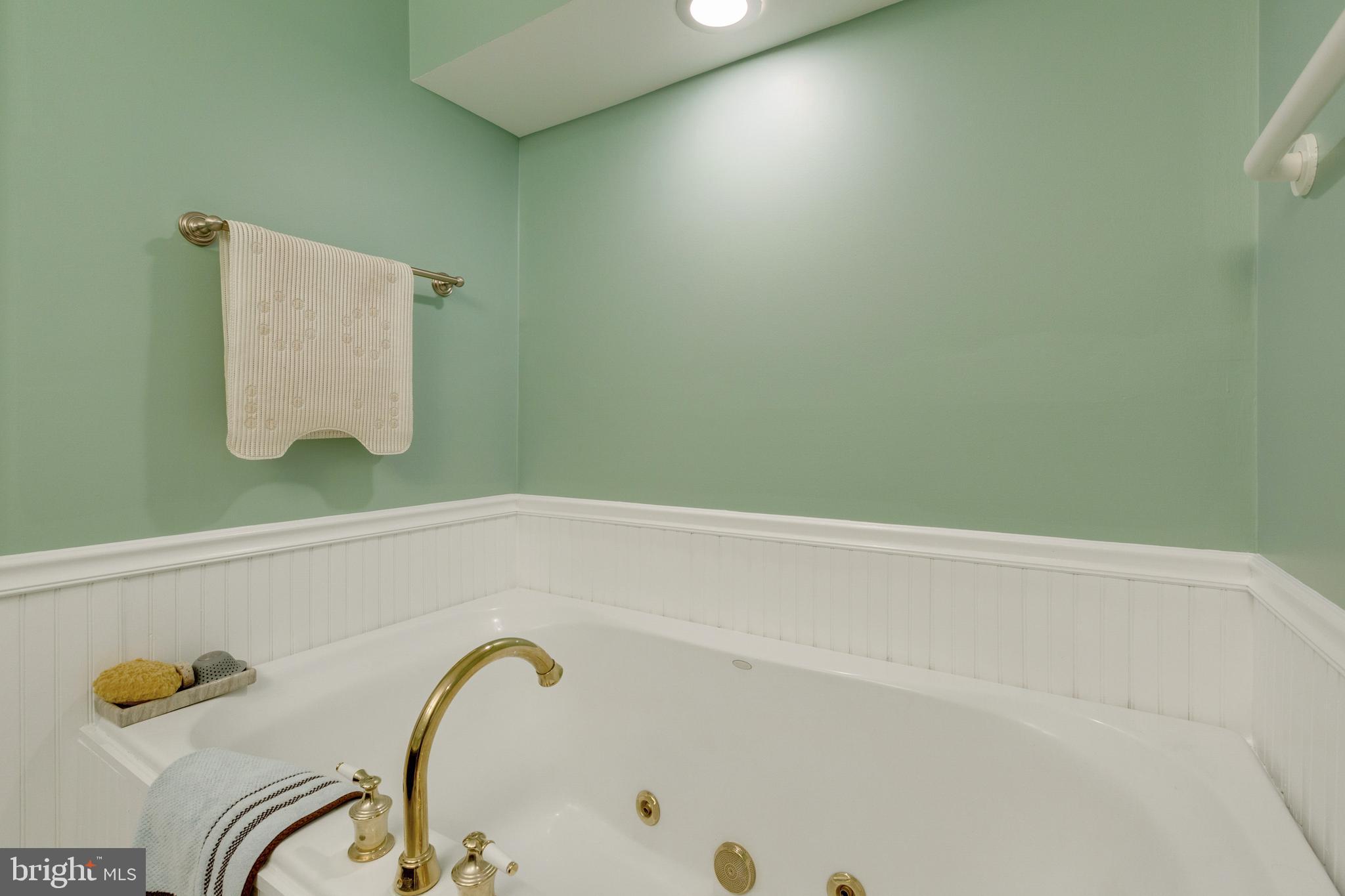 5113 Columbia Road, Unit 14 25 Columbia, MD 21044 - Photo 24 of 29 Gallery Image 24