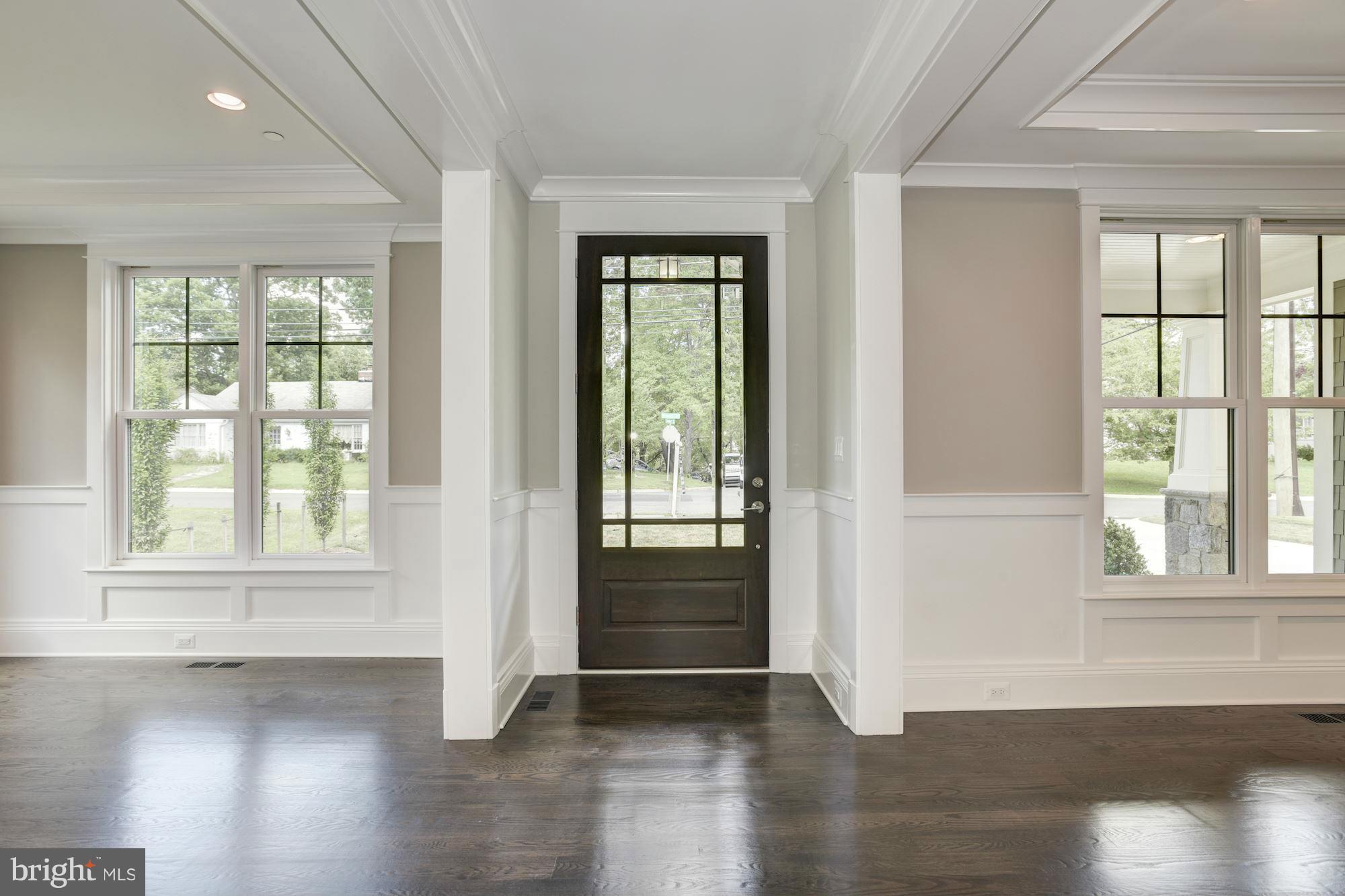 3206 Winnett Road Chevy Chase, MD 20815 - Photo 3 of 30 Interior (General)