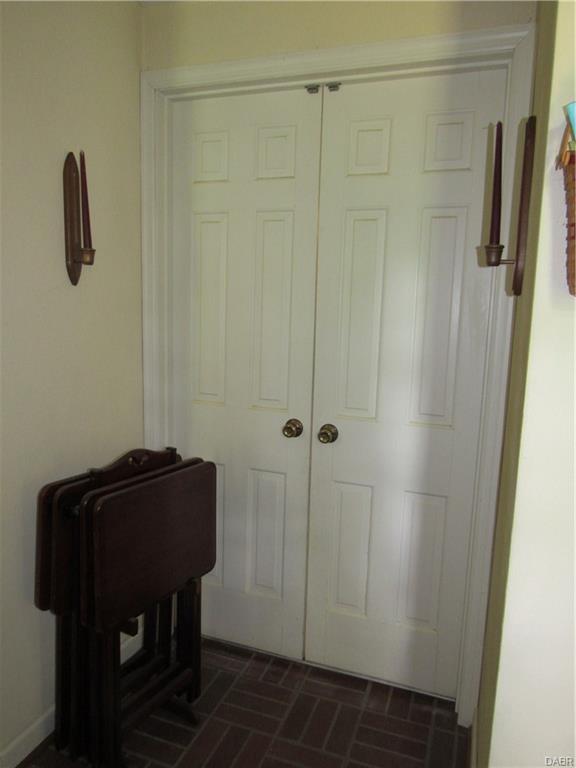 8361 Kimmel Road Clayton, OH 45315 - Photo 7 of 68