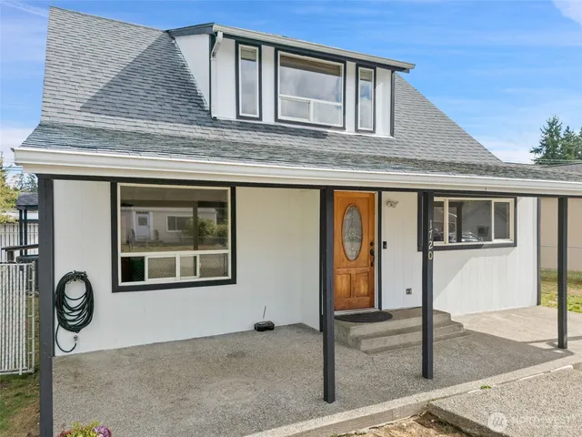 $390,000 | 1720 Jefferson Street, Shelton, WA 98584