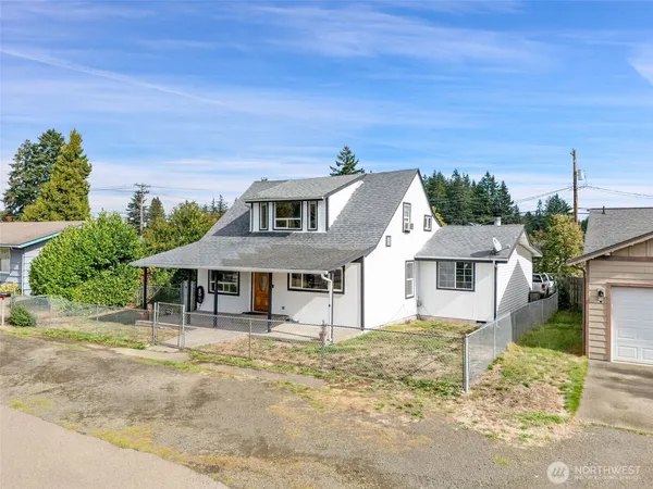 $390,000 | 1720 Jefferson Street, Shelton, WA 98584