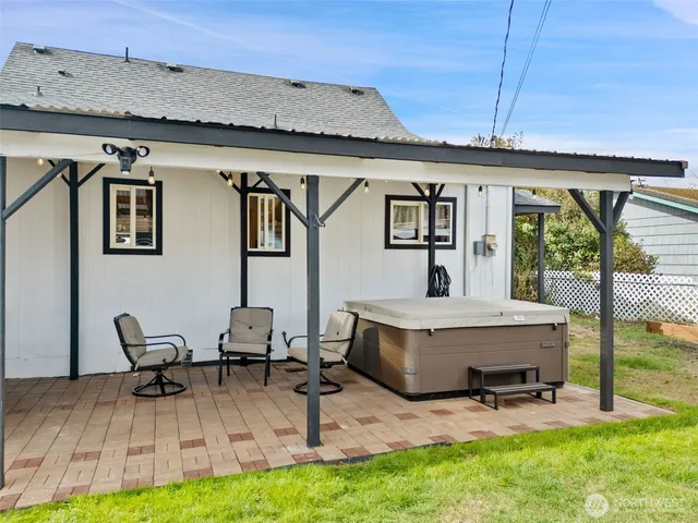 $390,000 | 1720 Jefferson Street, Shelton, WA 98584