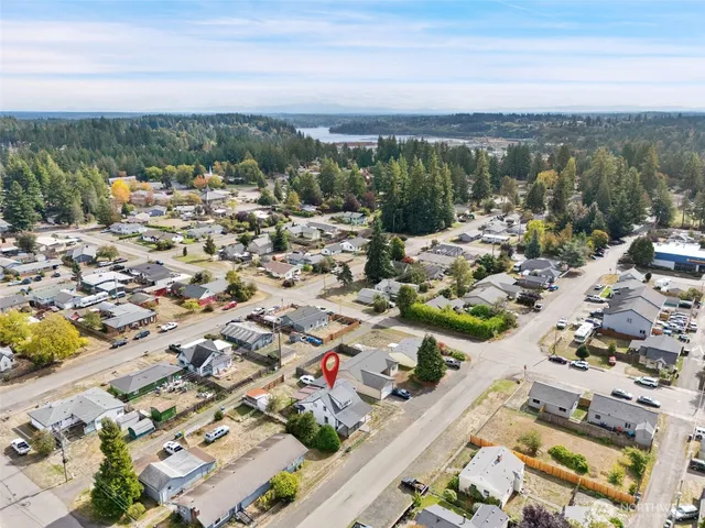 $390,000 | 1720 Jefferson Street, Shelton, WA 98584