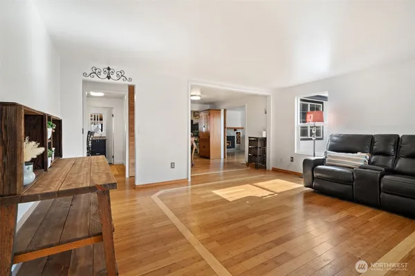 $390,000 | 1720 Jefferson Street, Shelton, WA 98584