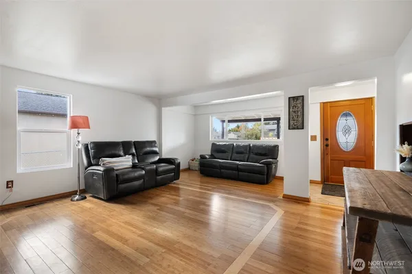 $390,000 | 1720 Jefferson Street, Shelton, WA 98584