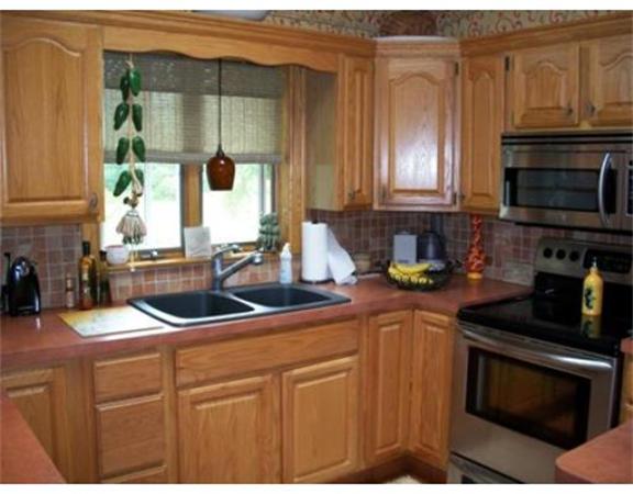 204 Scantic Road Hampden, MA 01036 - Photo 10 of 21