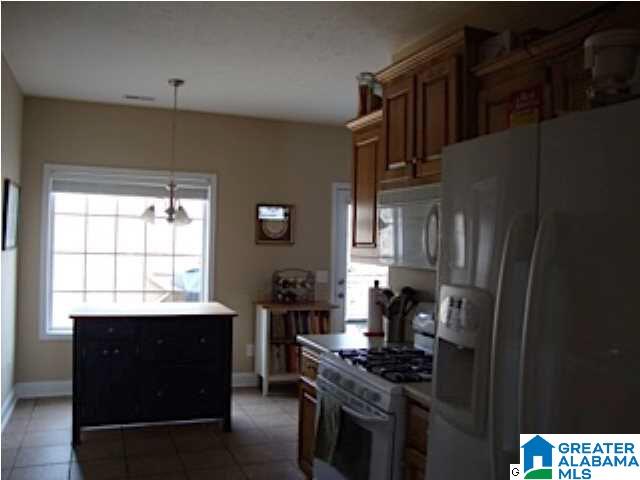 195 Twin Ridge Circle Lincoln, AL 35096 - Photo 8 of 20