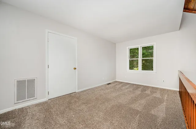 $290,000 | 522 Oak Run Drive, Raleigh, NC 27606