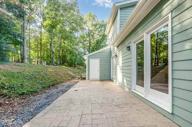 $290,000 | 522 Oak Run Drive, Raleigh, NC 27606