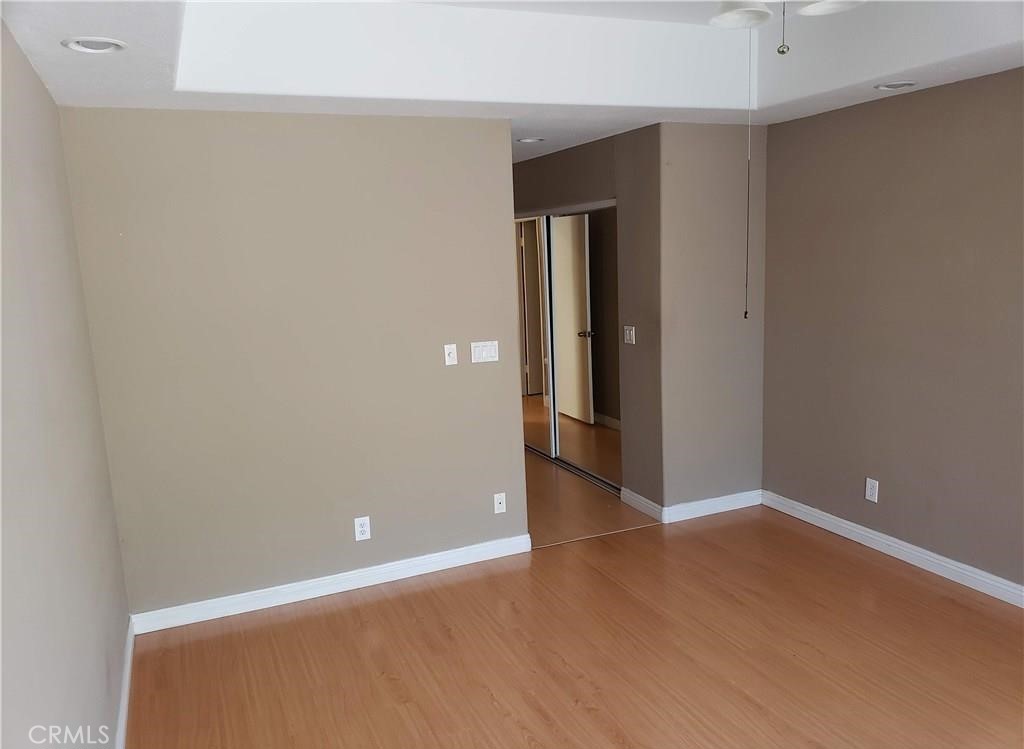 81 Seton Road Irvine, CA 92612 - Photo 16 of 21 Principal Bedroom