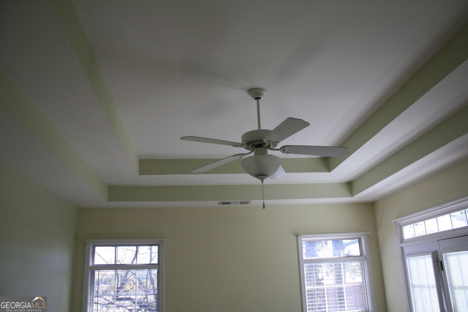 17 Robinson Lane Newnan, GA 30263 - Photo 5 of 11 IMG_3509 - BR Tr C.JPG