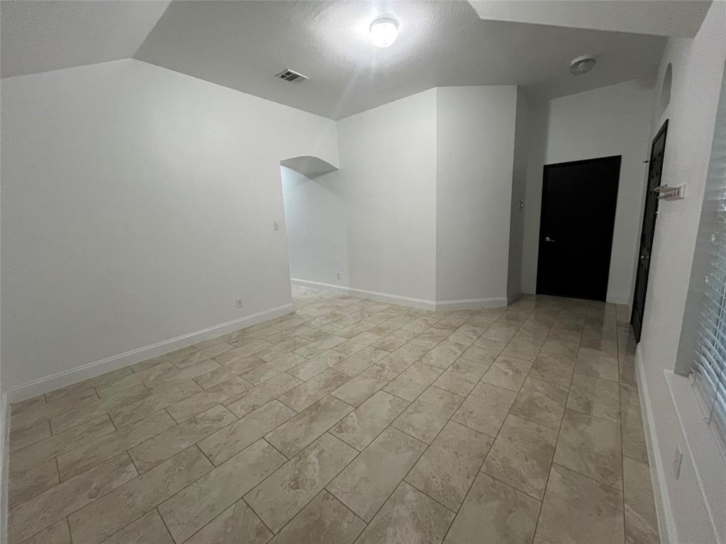 6304 Spring Ranch Drive Fort Worth, TX 76179 - Photo 5 of 23
