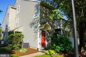 a view of entryway and tree
