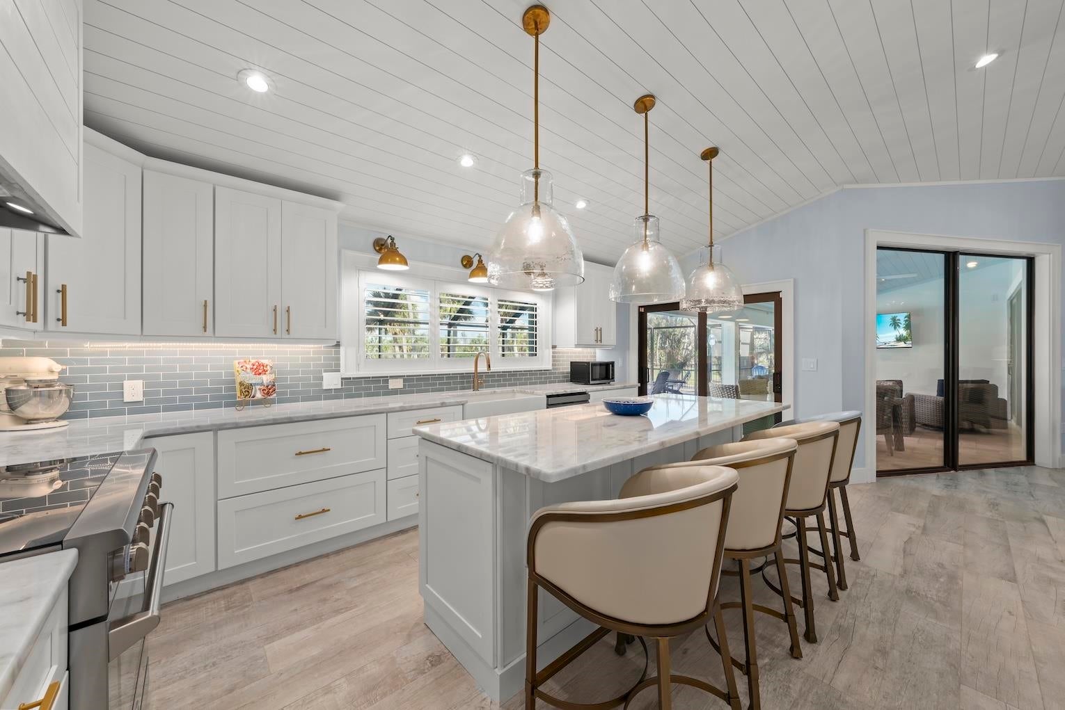 4775 Rue Helene Sanibel, FL 33957 - Photo 9 of 50 Gallery Image 9