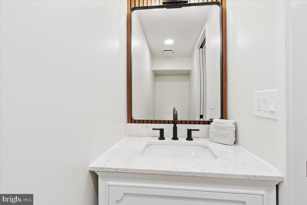 2648 Ogleton Road Annapolis, MD 21403 - Photo 29 of 48 Basement - half bath
