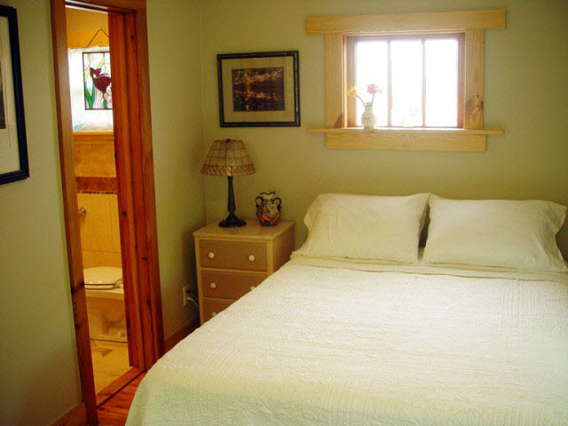 454 Equality Avenue, Unit A Fairhope, AL 36532 - Photo 14 of 16 Bedroom to bath