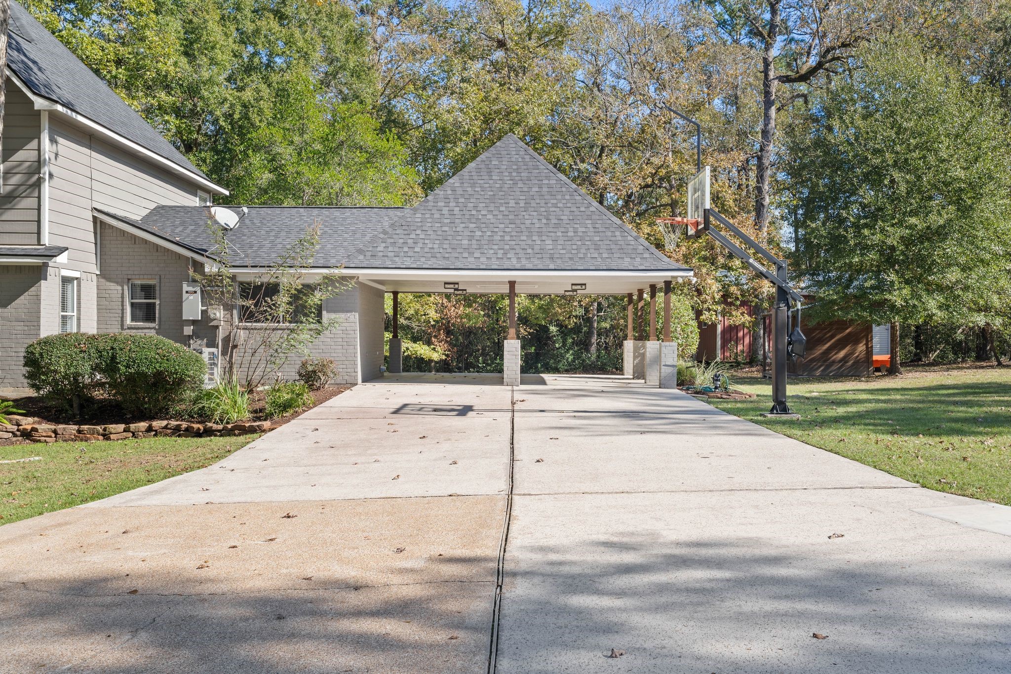 11085 Jake Pearson Road Conroe, TX 77304 - Photo 6 of 50