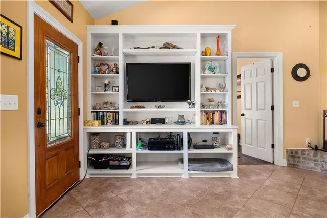 $244,900 | 26 Dillard Road, Pineville, LA 71360