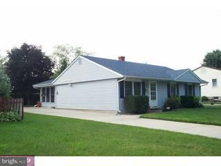 202 South Brownleaf Road Newark, DE 19713 - Photo 2 of 3