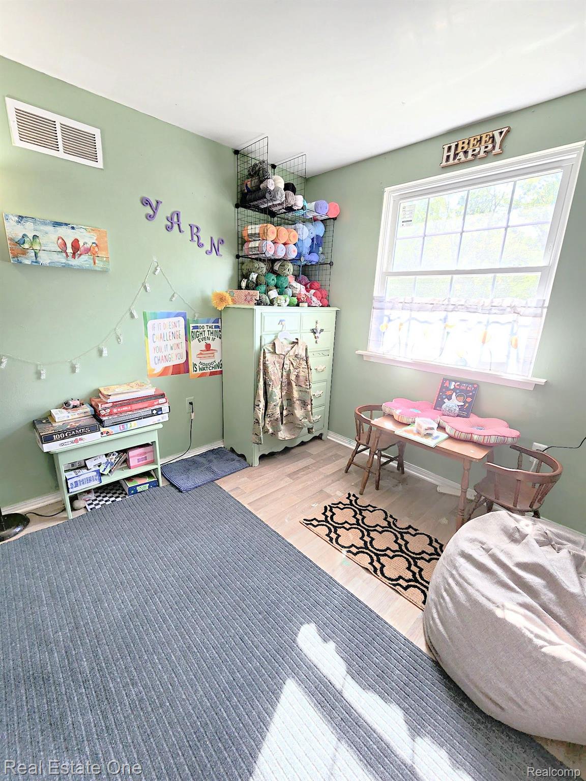 32149 Dixie Manor Road Rockwood, MI 48173 - Photo 22 of 30 Bedroom