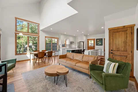 $1,250,000 | 53 Golden Bar Court, Donnelly, ID 83615