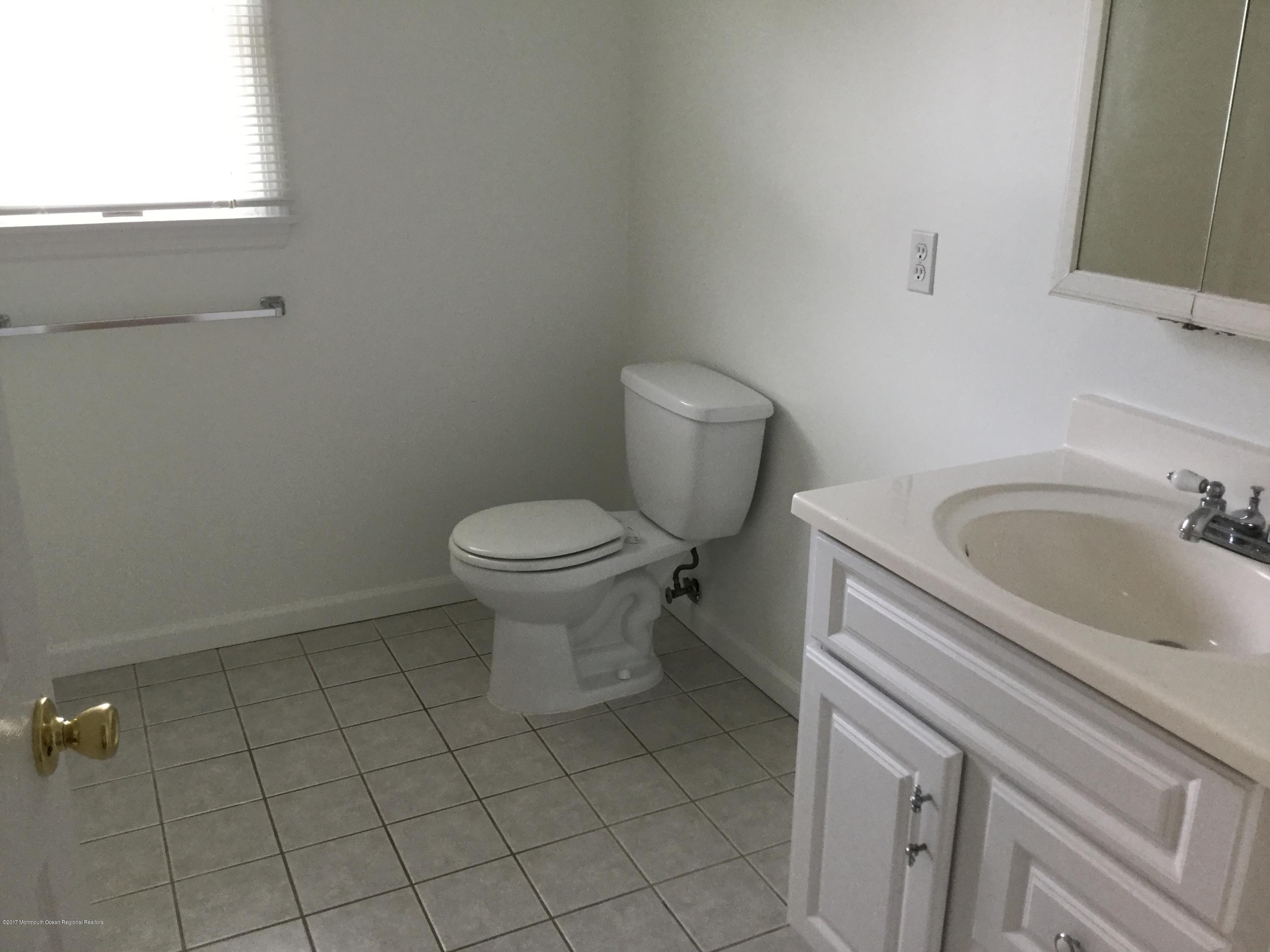 273 West Prospect Avenue Keyport, NJ 07735 - Photo 17 of 29 IMG_0105