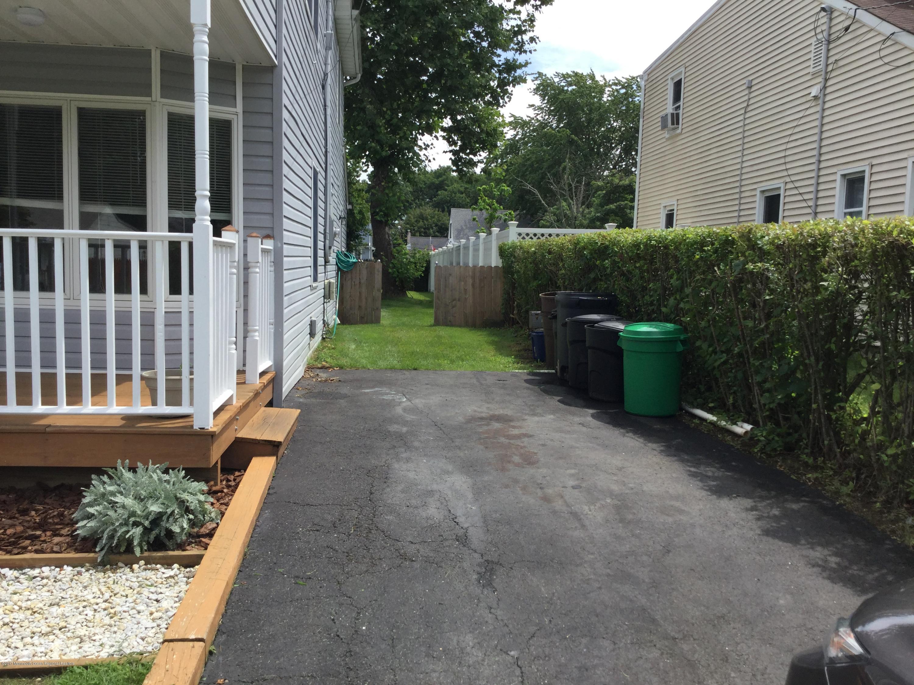 273 West Prospect Avenue Keyport, NJ 07735 - Photo 3 of 29 IMG_0096