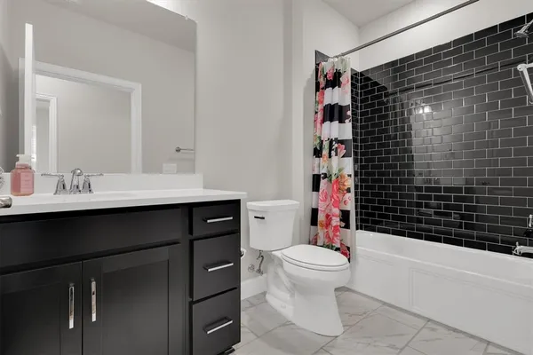 $399,900 | 651 Watters Road, Unit 2105, Allen, TX 75013