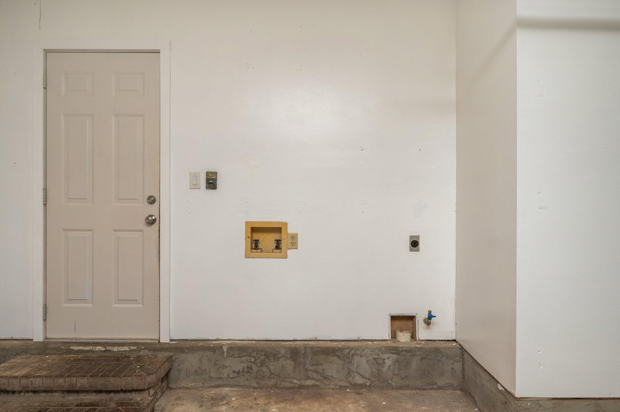 5903 Jack Stokes Road Baker, FL 32531 - Photo 29 of 35 a view of an empty room