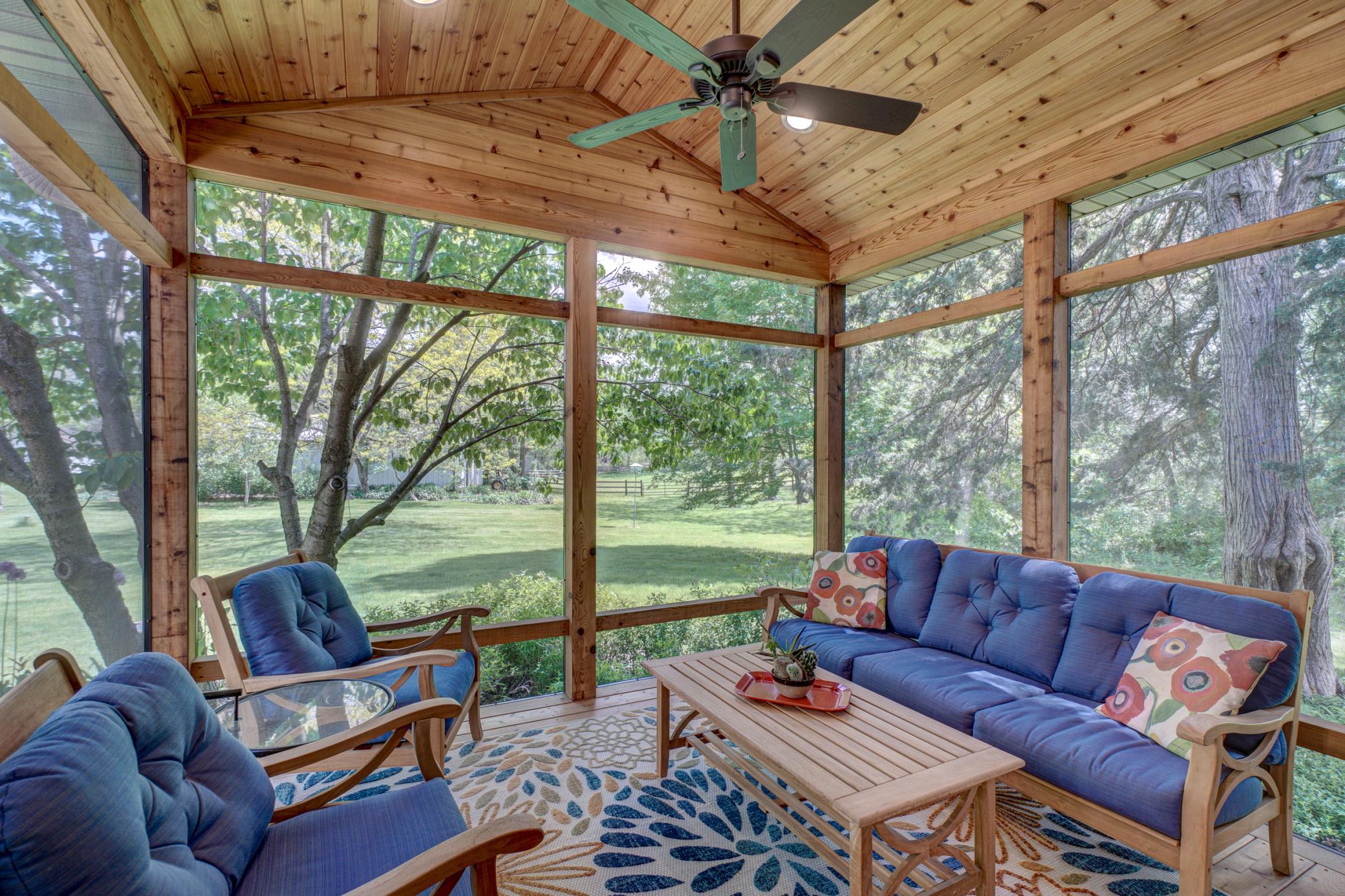 438 North Glover Road Hudson, WI 54016 - Photo 8 of 34 Gallery Image 8
