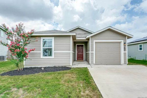 $229,990 | 7607 Powder Gorge, Converse, TX 78109