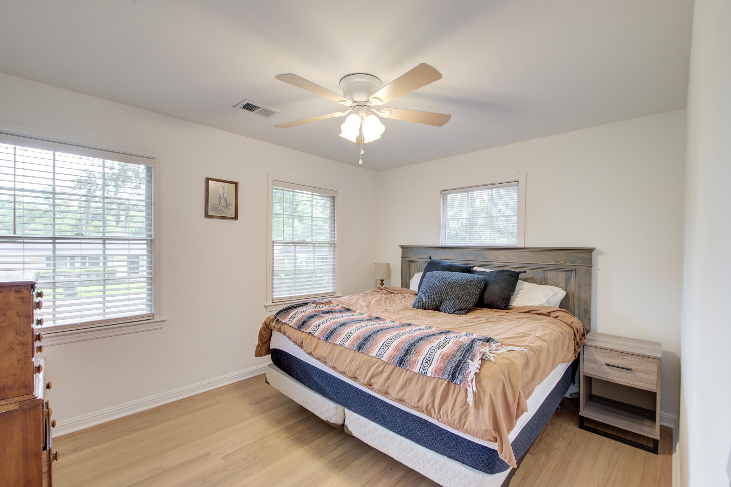 1214 Redeemer Drive Hanahan, SC 29410 - Photo 29 of 42 DSC_5717_18_19_20_21