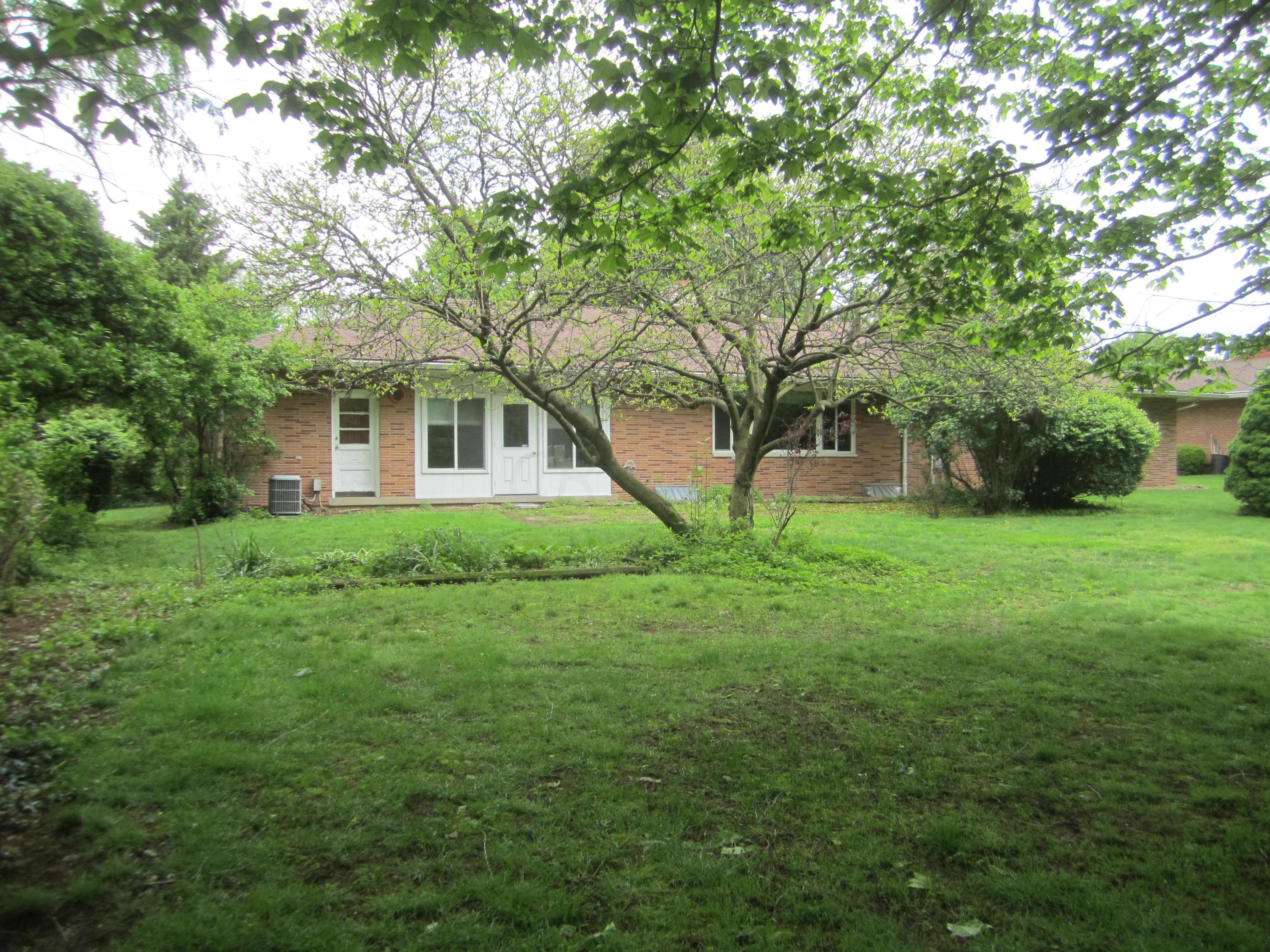 99 Croswell Road Columbus, OH 43214 - Photo 9 of 64 Gallery Image 9