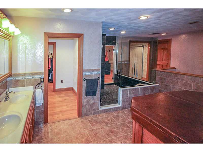 1 Jade Road Coventry, RI 02816 - Photo 9 of 25 Master Bath/Spa.