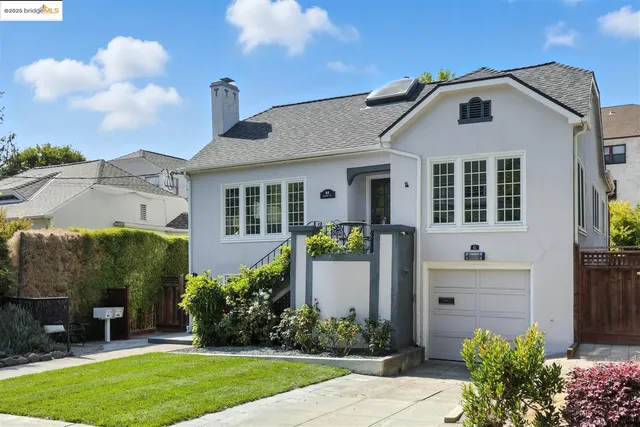 $2,398,000 | 61 Wildwood Avenue, Piedmont, CA 94610