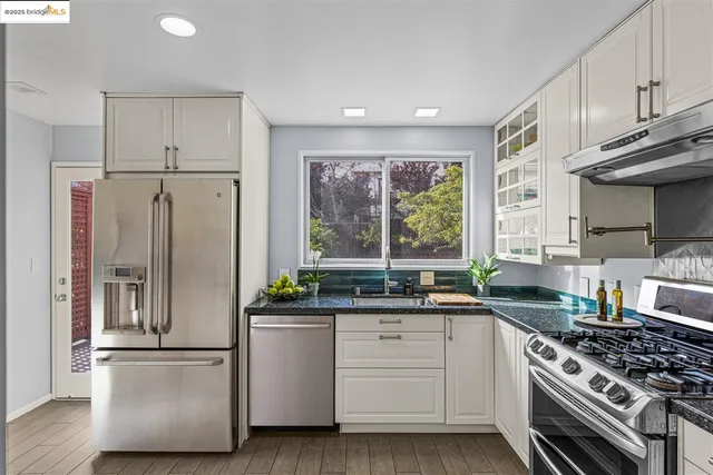 $2,398,000 | 61 Wildwood Avenue, Piedmont, CA 94610