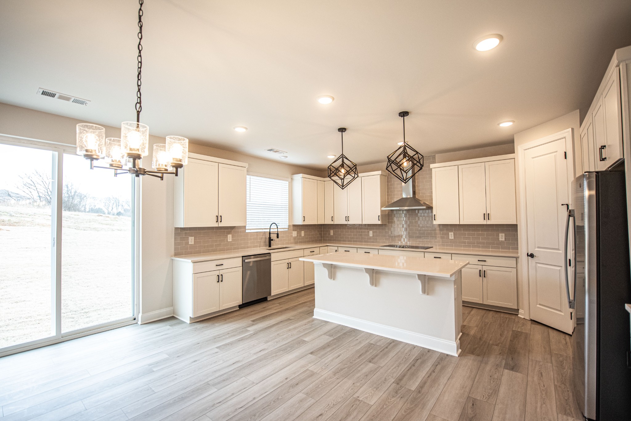 3318 Laurel Brook Columbia, TN 38401 - Photo 2 of 21