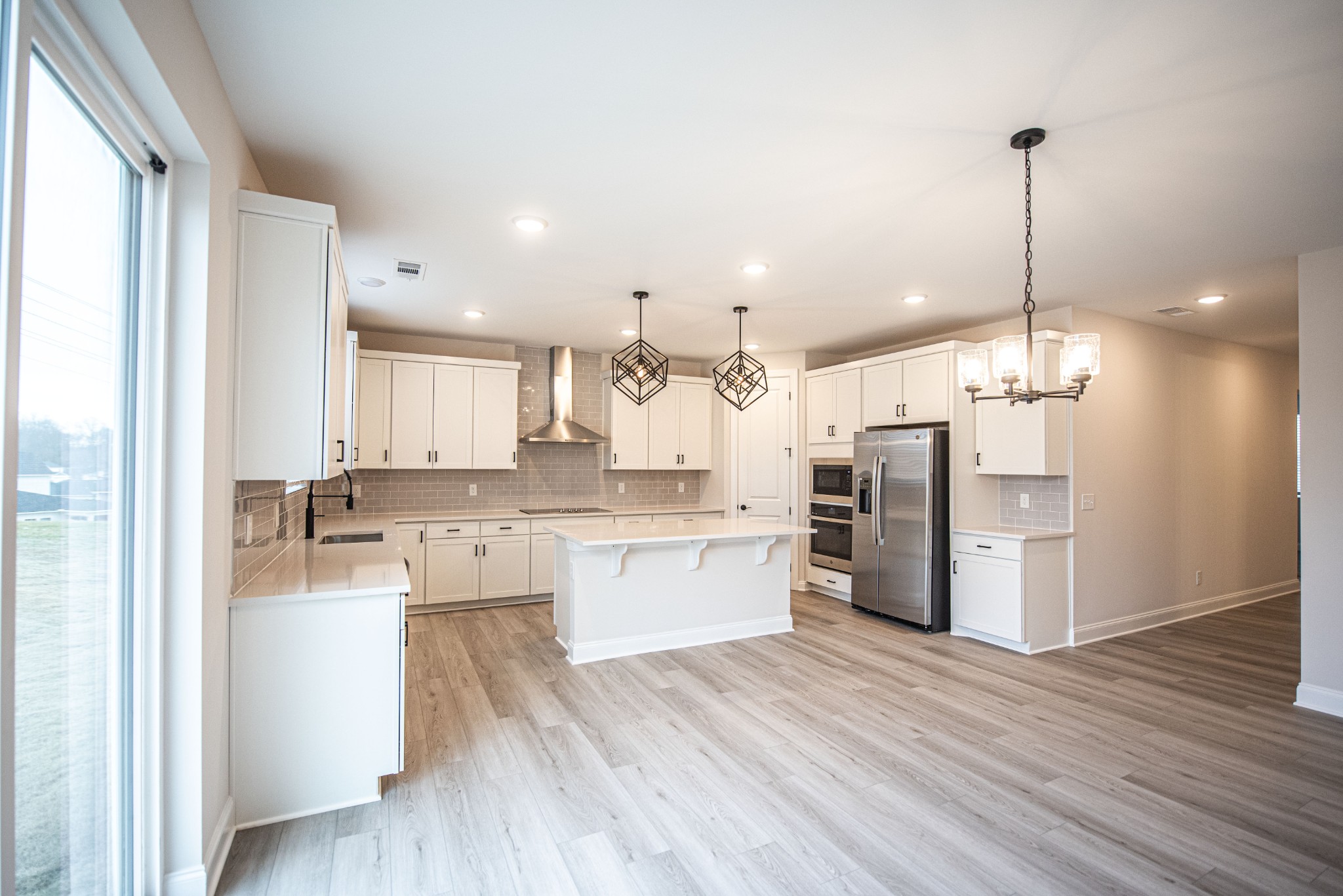 3318 Laurel Brook Columbia, TN 38401 - Photo 3 of 21