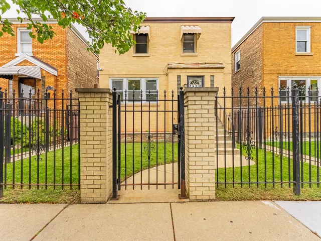 $334,999 | 3428 West 55th Street, Chicago, IL 60632