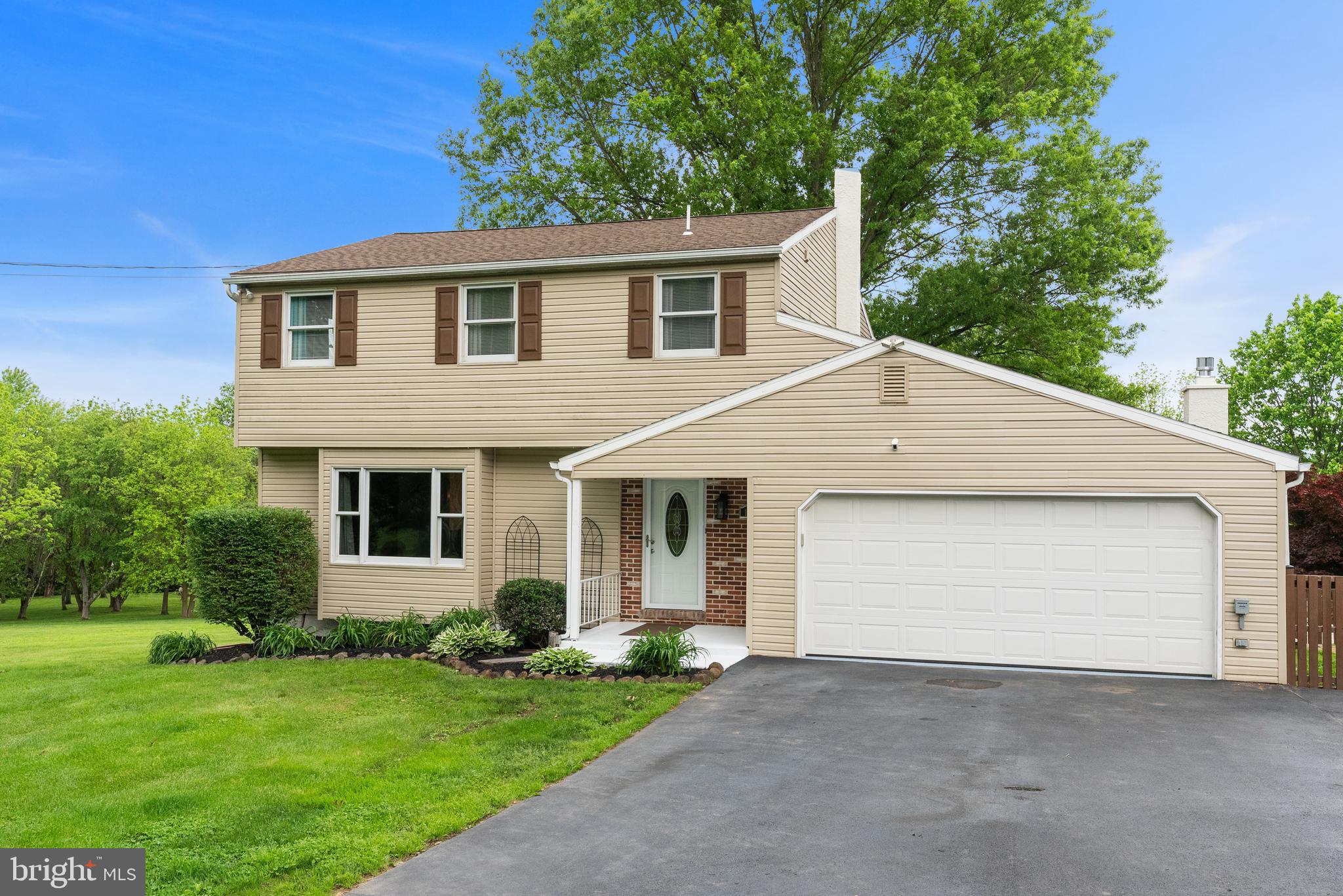 1072 Ebelhare Road Pottstown, PA 19465 - Photo 2 of 54