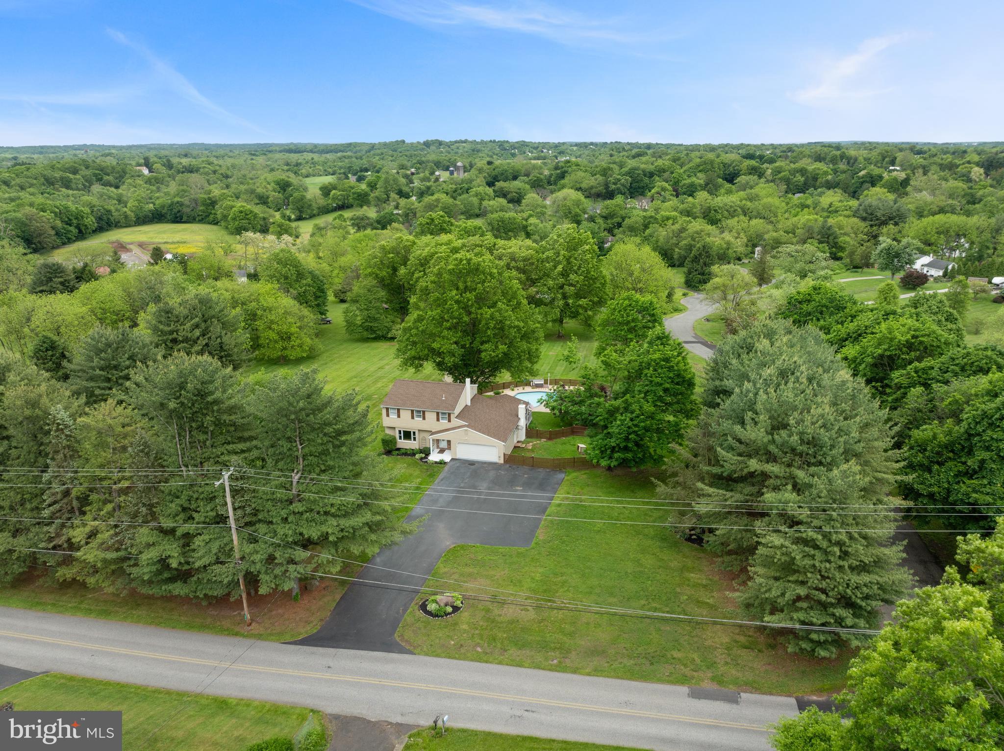 1072 Ebelhare Road Pottstown, PA 19465 - Photo 5 of 54