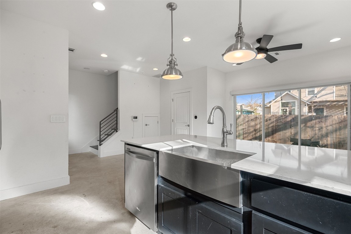 1003 Fiesta Street, Unit B Austin, TX 78702 - Photo 11 of 36