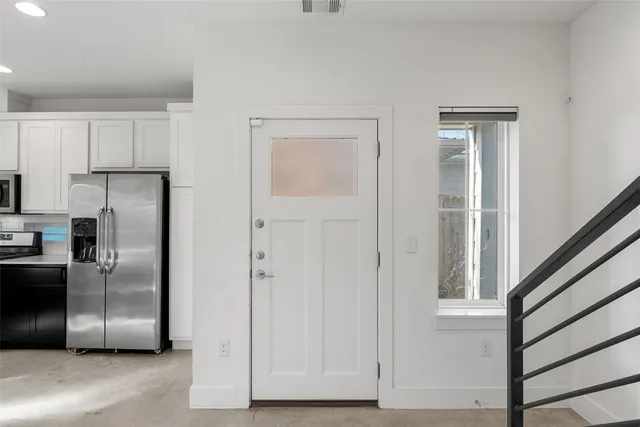 $2,600 | 1003 Fiesta Street, Unit B, Austin, TX 78702