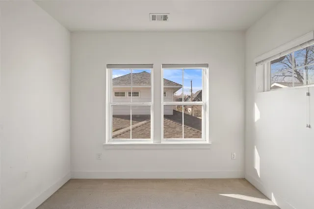 $2,600 | 1003 Fiesta Street, Unit B, Austin, TX 78702