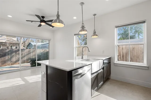 $2,600 | 1003 Fiesta Street, Unit B, Austin, TX 78702