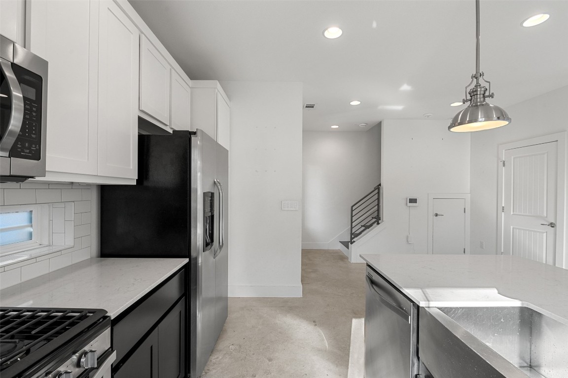 1003 Fiesta Street, Unit B Austin, TX 78702 - Photo 10 of 36