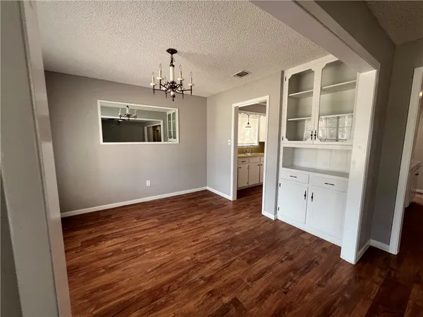 $3,250 | 410 Fairway Drive, Bryan, TX 77801