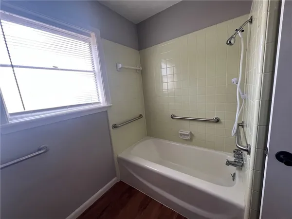 $3,250 | 410 Fairway Drive, Bryan, TX 77801