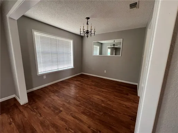 $3,250 | 410 Fairway Drive, Bryan, TX 77801